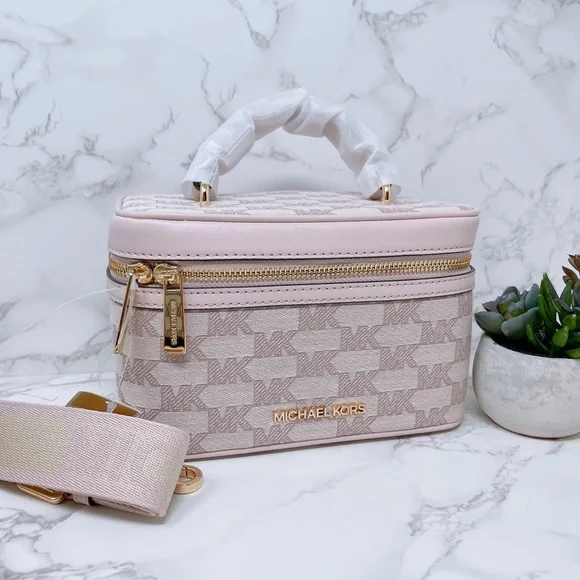 Michael Kors Trunk Crossbody - Picture 1 of 9